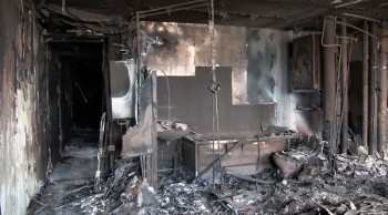 Пожар в Коряжме оставил без крова целую семью (ВИДЕО) 