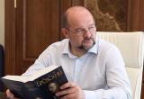 Игорь Орлов не планирует уходить в отставку: Он уверен в своих политических позициях в регионе