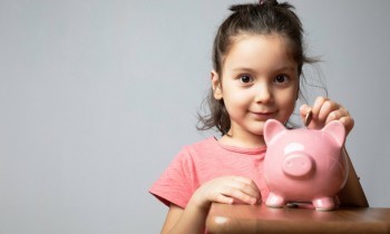 Экономист: новые выплаты на детей – большой шаг в преодолении бедности