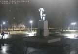 В Коряжме неспешно ищут хулигана, испортившего памятник Ломоносову
