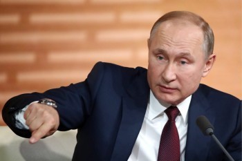 Президент Путин разрешил штрафовать водителей по видеозаписи и без протокола