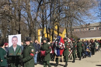 В Минобороны озвучили цифру погибших российских военнослужащих за месяц спецоперации на Украине