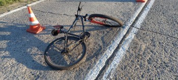 В Коряжме неизвестный водитель сбил ребенка-велосипедиста и скрылся  