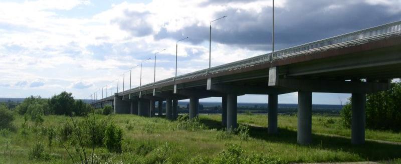 В Котласском районе у моста через Северную Двину сбили 10-летнего мальчика: ребенок в реанимации
