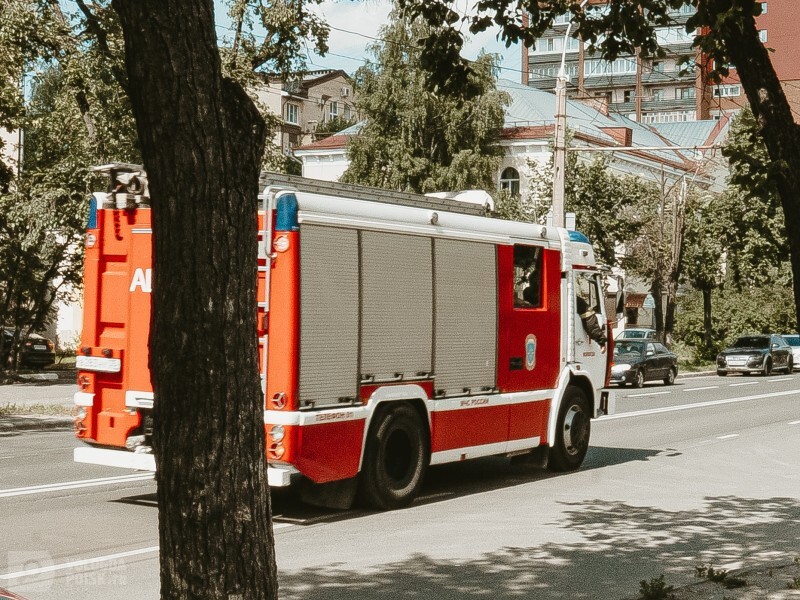 Пожар в Архангельске унес жизнь мужчины и привел к госпитализации его матери