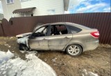 Минувшей ночью в Коряжме неизвестные спалили автомобиль