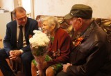 В Коряжме поздравили с Днем Победы последнюю участницу Великой Отечественной войны