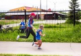 В Котласе активисты пробежались и помогли детям