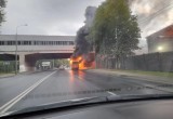 В Поморье прямо во время движения загорелся автобус