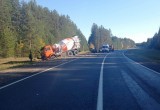 Пассажирка легковушки погибла после столкновения с грузовиком на трассе "Москва-Архангельск"