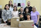 Архангельские студенты с ОВЗ передали бойцам СВО крупную партию одежды, сшитую своими руками