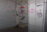 Граффити не пройдёт: управляющие компании Архангельска оперативно закрашивают незаконные надписи