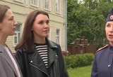 «Вы уже госизменник»: Архангелогородки спасли пенсионерку от телефонных аферистов прямо на улице
